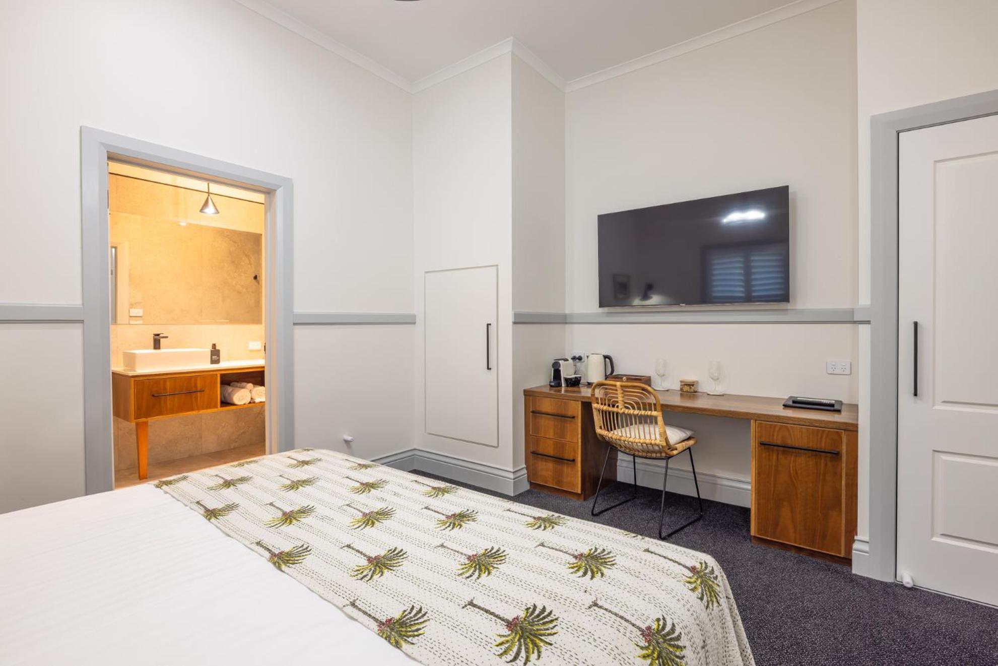 Bermagui Beach Hotel Номер фото