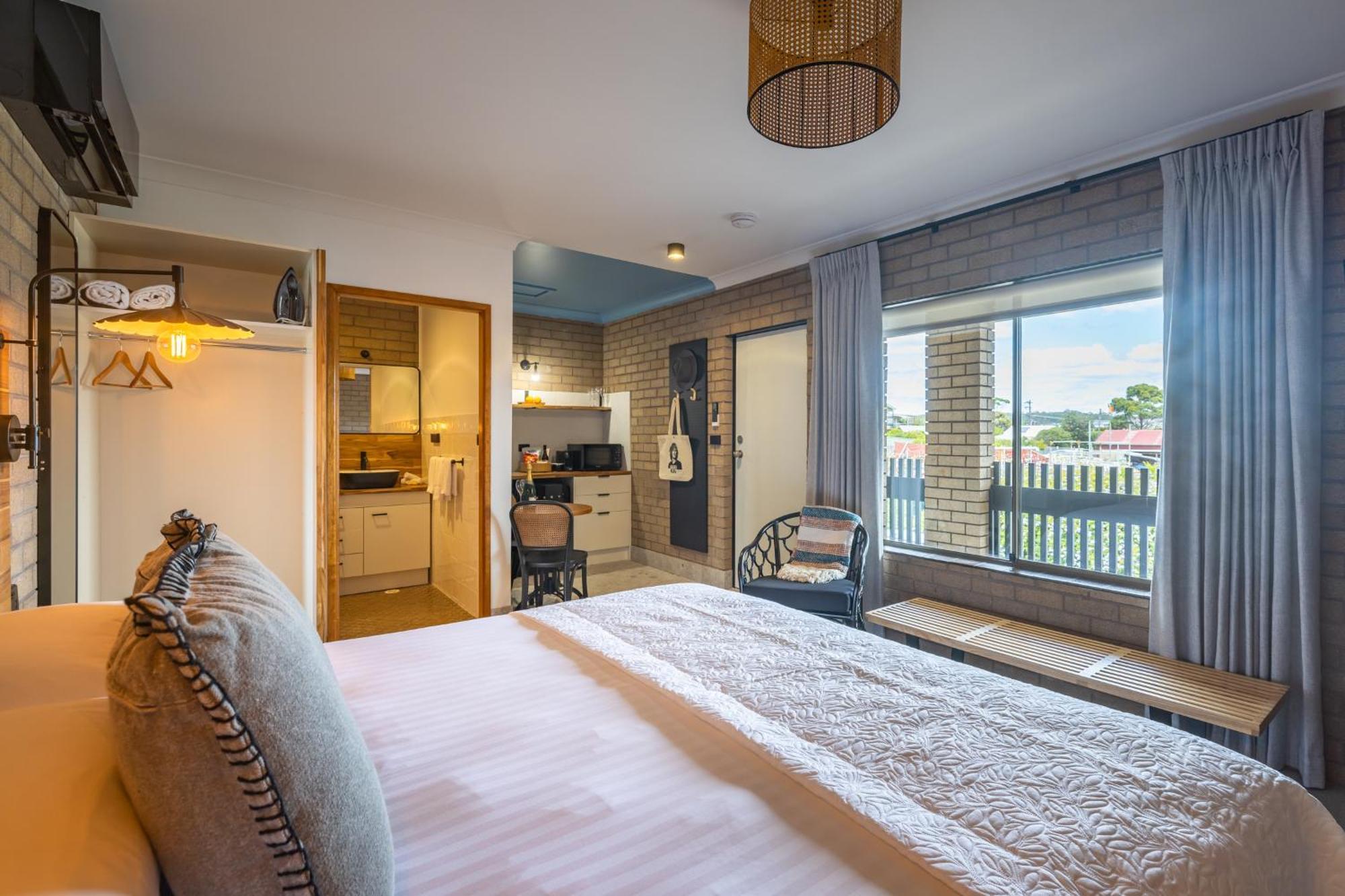 Bermagui Beach Hotel Номер фото
