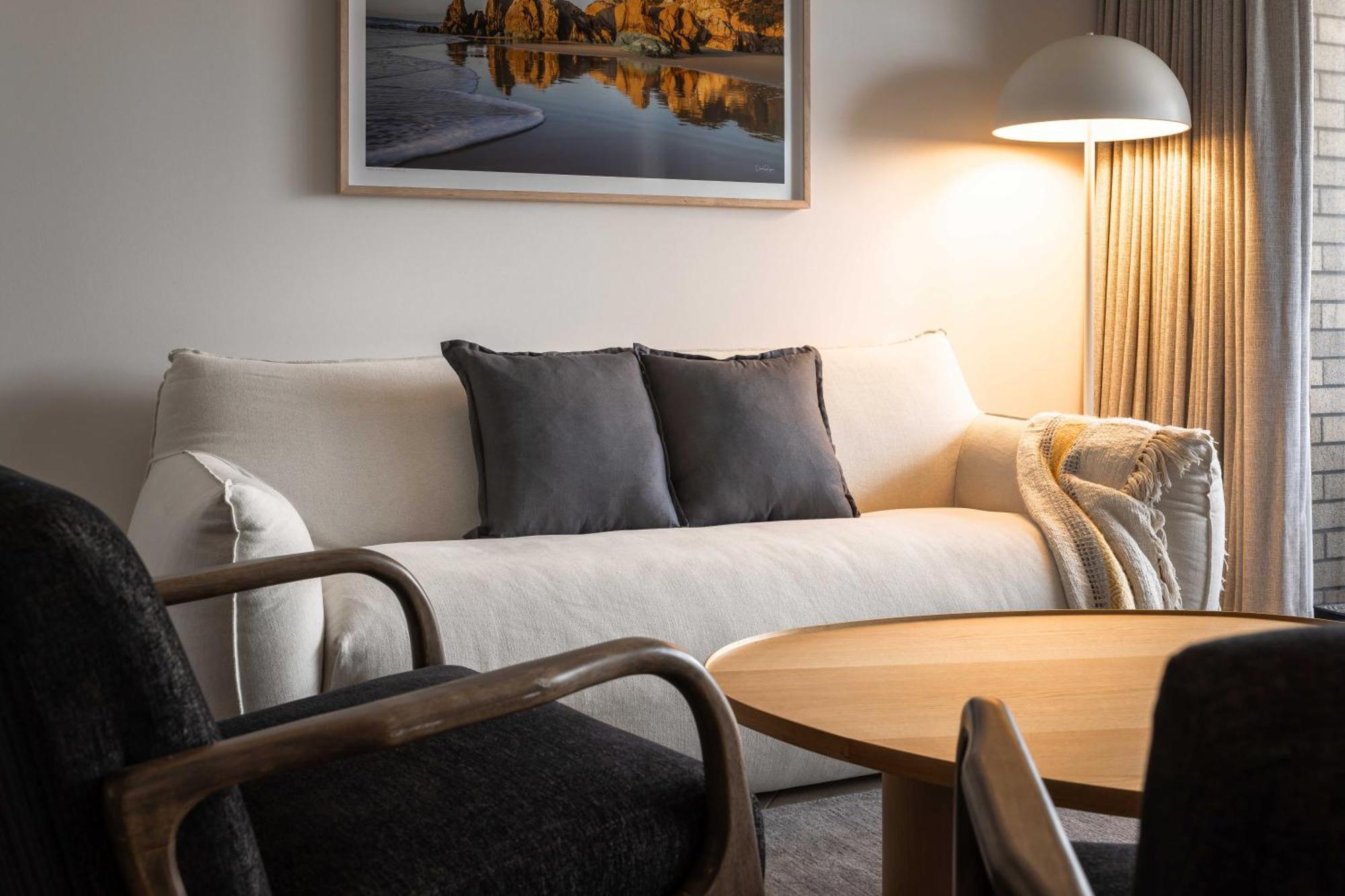 Bermagui Beach Hotel Экстерьер фото