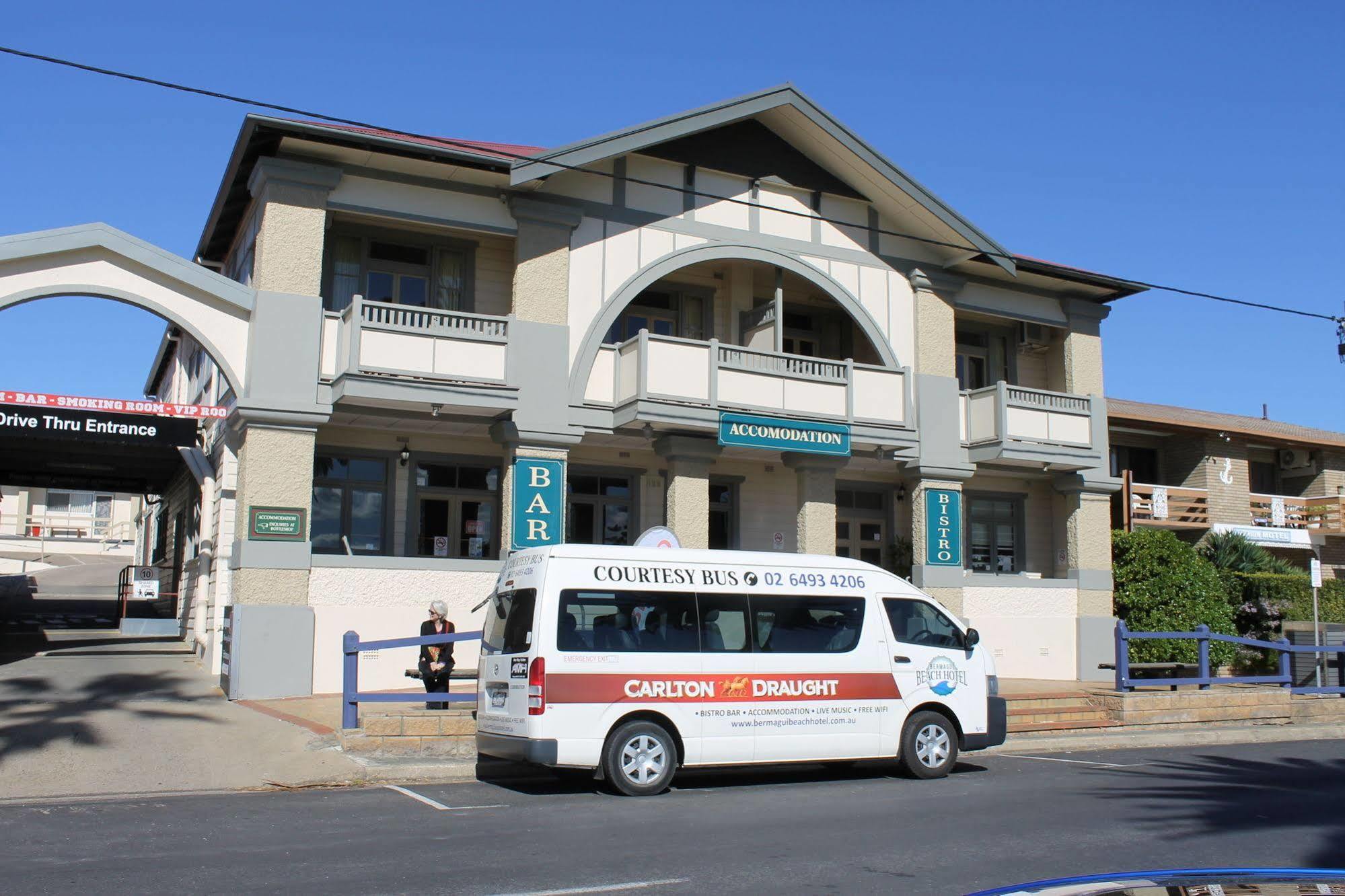 Bermagui Beach Hotel Экстерьер фото