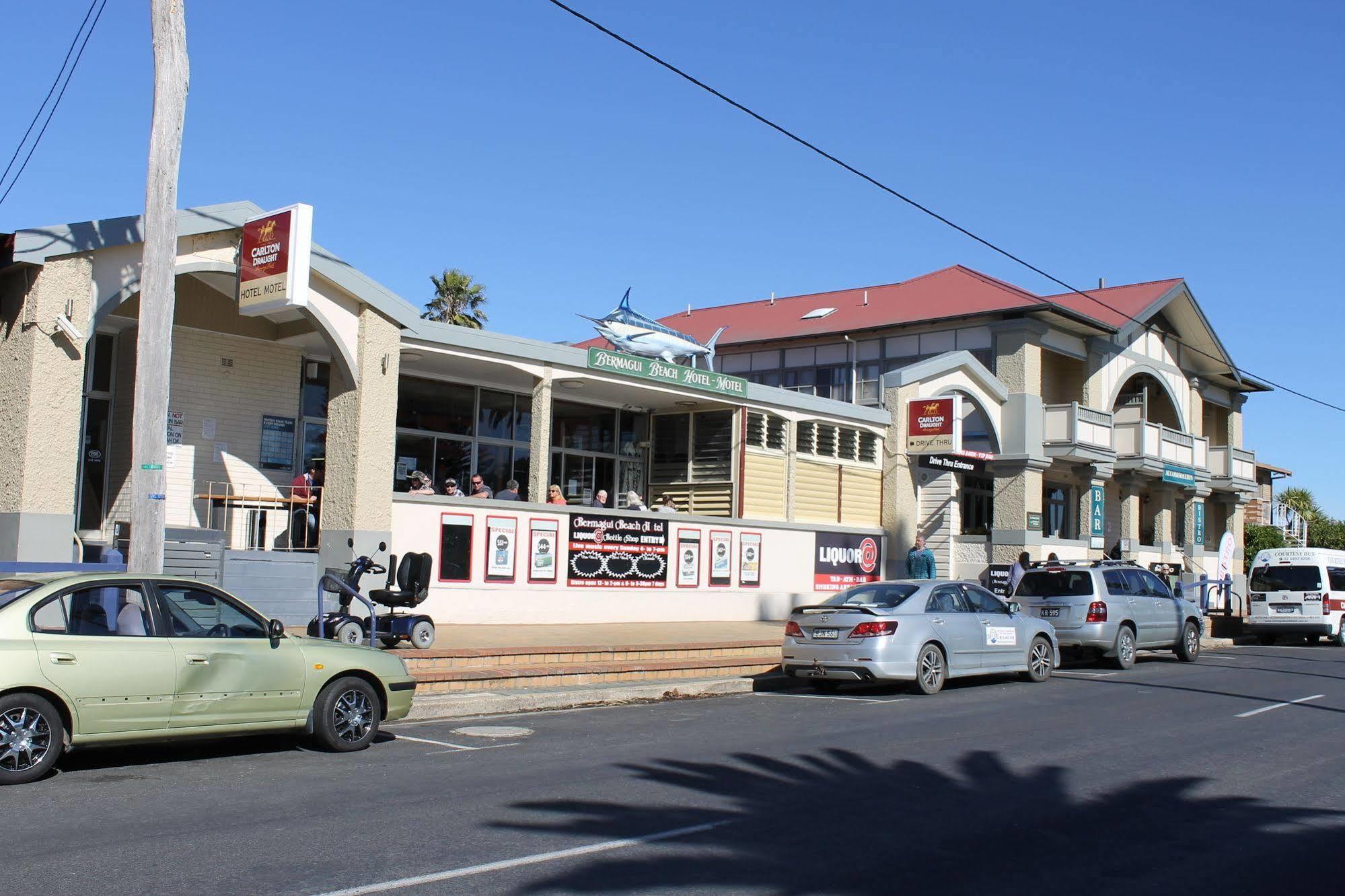 Bermagui Beach Hotel Экстерьер фото